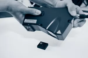 tragbares Raman-Spektrometer bzw. Laser-Analysegerät